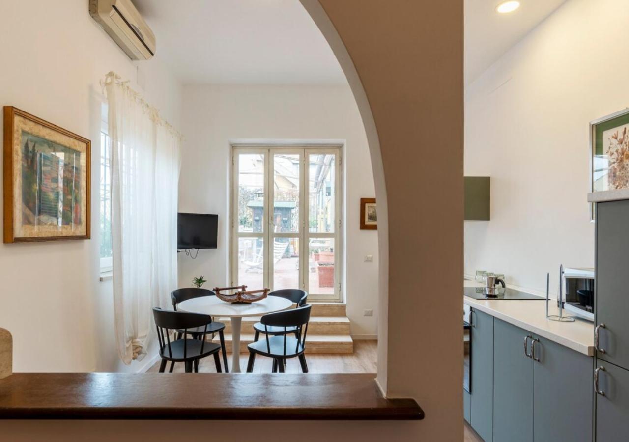 Elegant, With Private Terrace Next To The Vatican Rome Exterior photo
