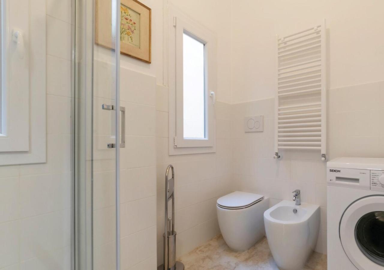 Elegant, With Private Terrace Next To The Vatican Rome Exterior photo