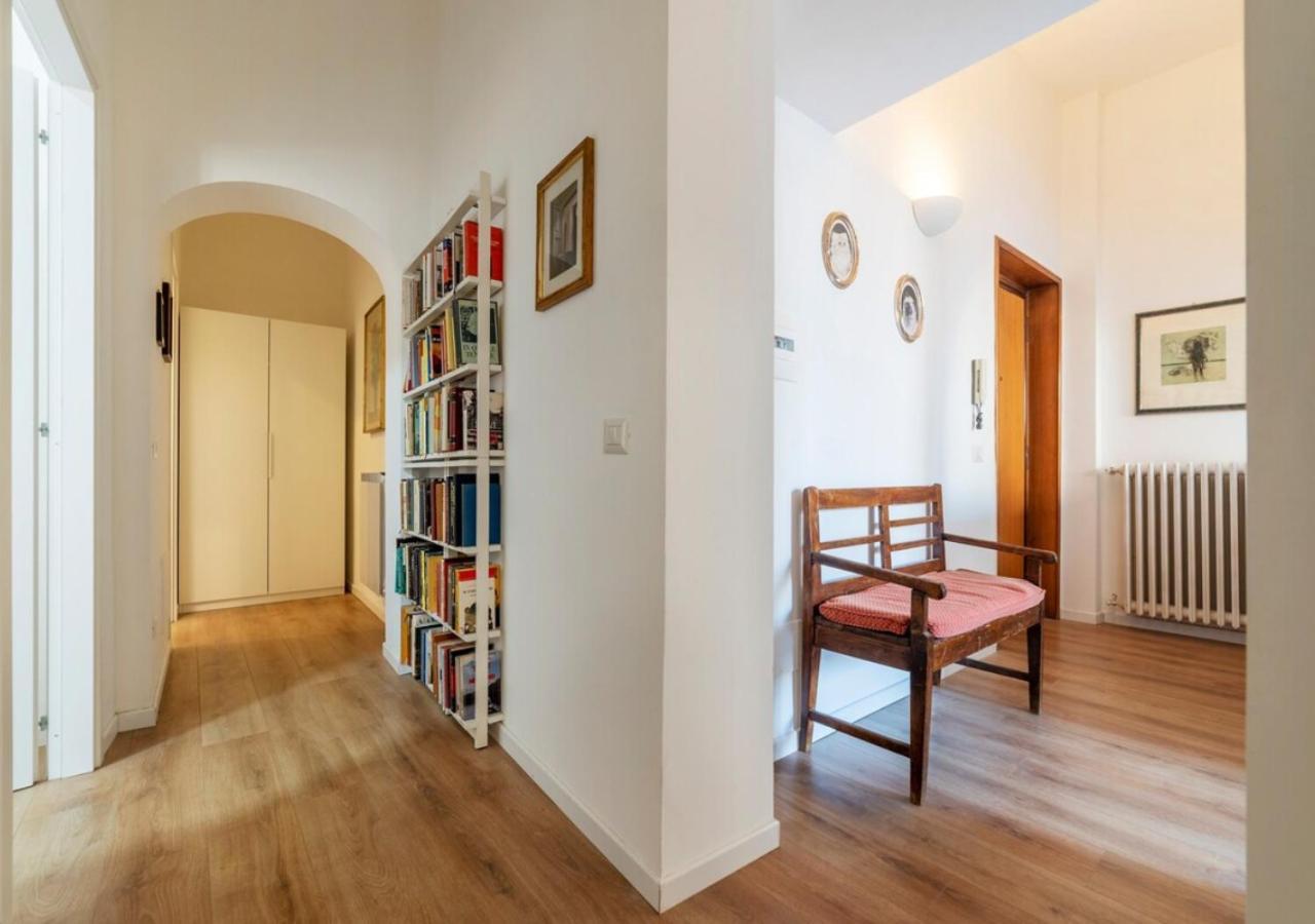 Elegant, With Private Terrace Next To The Vatican Rome Exterior photo