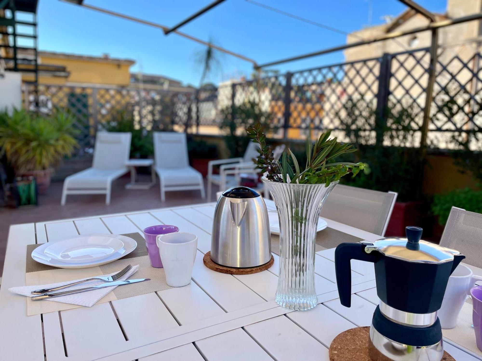 Elegant, With Private Terrace Next To The Vatican Rome Exterior photo