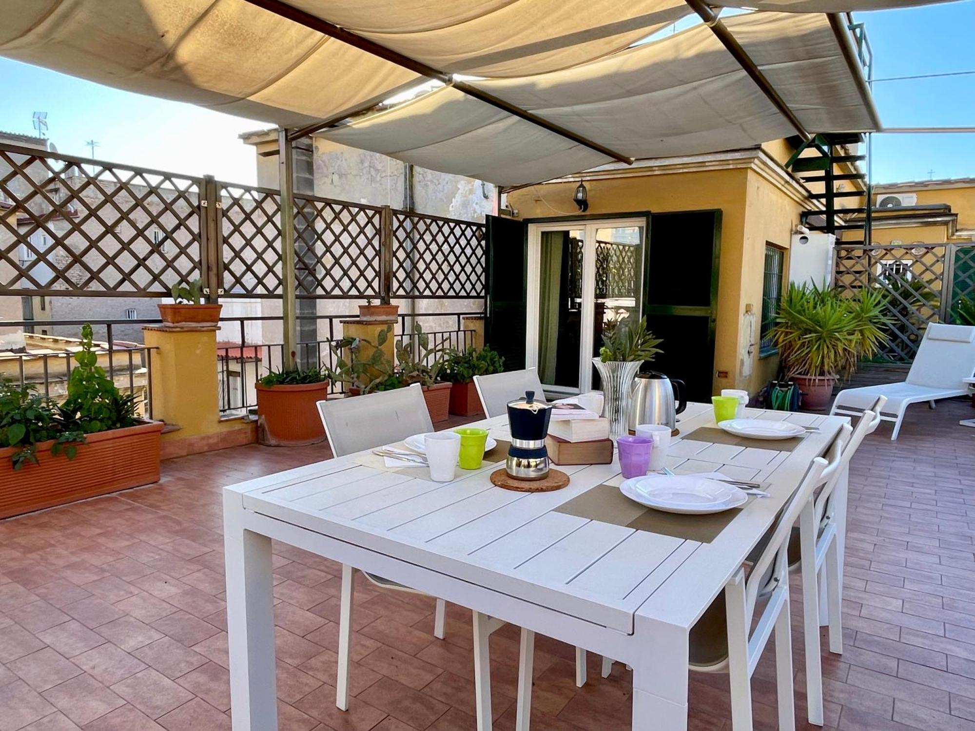 Elegant, With Private Terrace Next To The Vatican Rome Exterior photo